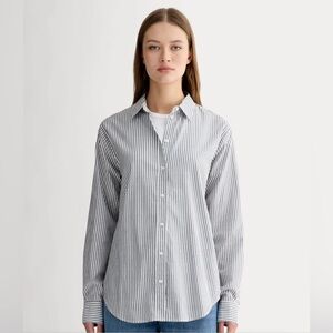 Everlane Women’s Silky Cotton Button Down Shirt in Gray & White Stripes